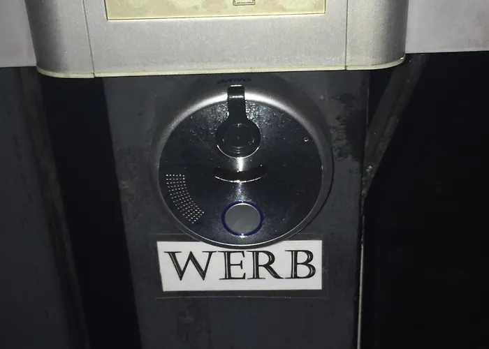 Werb Airport Guest House