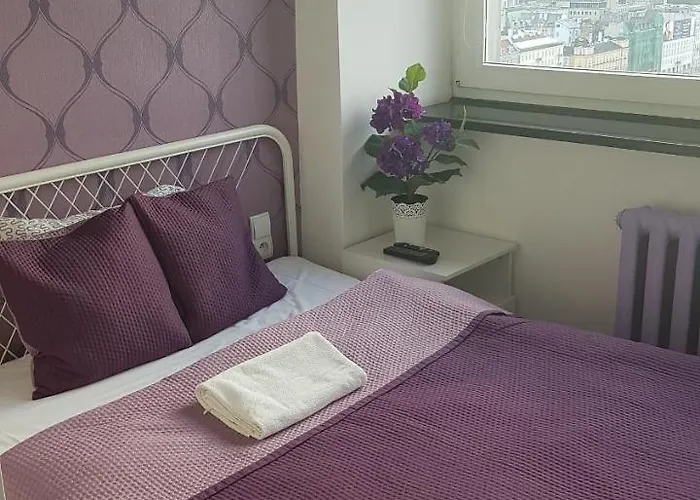 Centre Apartamenty Warszawa, Polonia