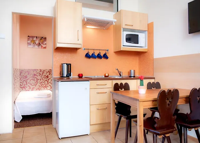 Apartamenty Dobranoc - Wawer Варшава, Польща