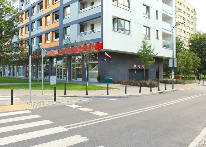 Apartamenty Metro Slodowiec, Free Parking Zeromskiego 1 Cmkp- 5 Min Варшава, Польща