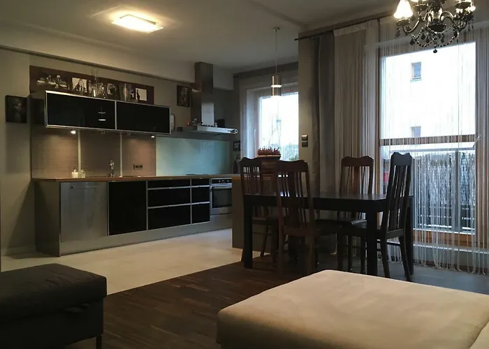 Chelmska 9, Next To Olinek