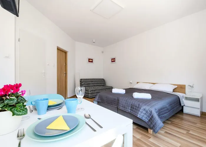 Art Apartments Варшава, Польща