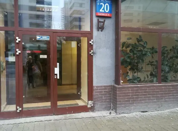 Apartament Centrum Jana Pawła II Warszawa, Polska