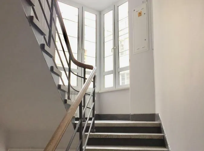 Beautiful Apartment In The Heart Of Warsaw, Poznanska, Polska