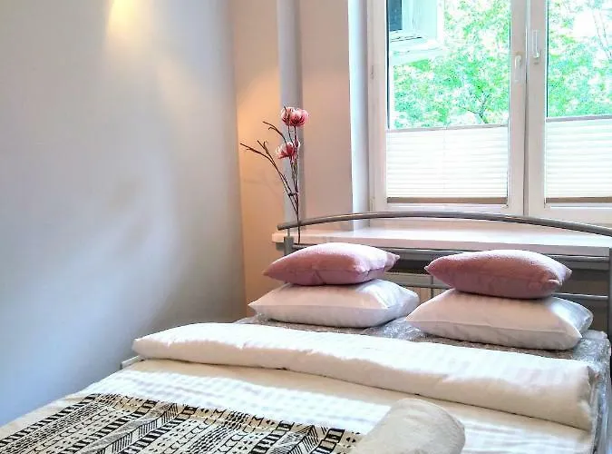 Chill & Explore By Cooee Apartments Varsavia, Polonia