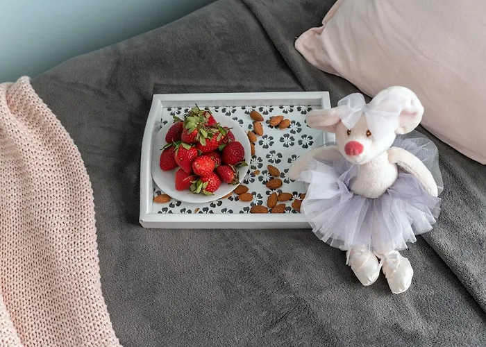 Okęcie Lotnisko Lirowa 24 Serviced Apartments P&O