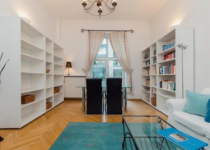 Shortstaypoland Boduena Warszawa, Polska
