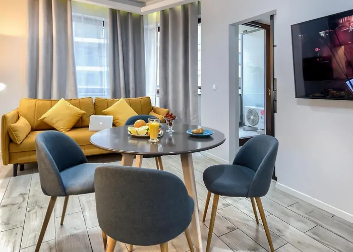 Wola Luxury Stay