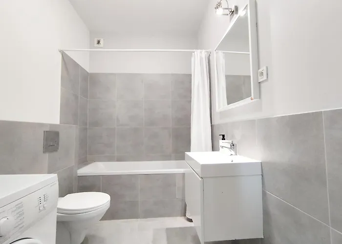 Airport Apartments